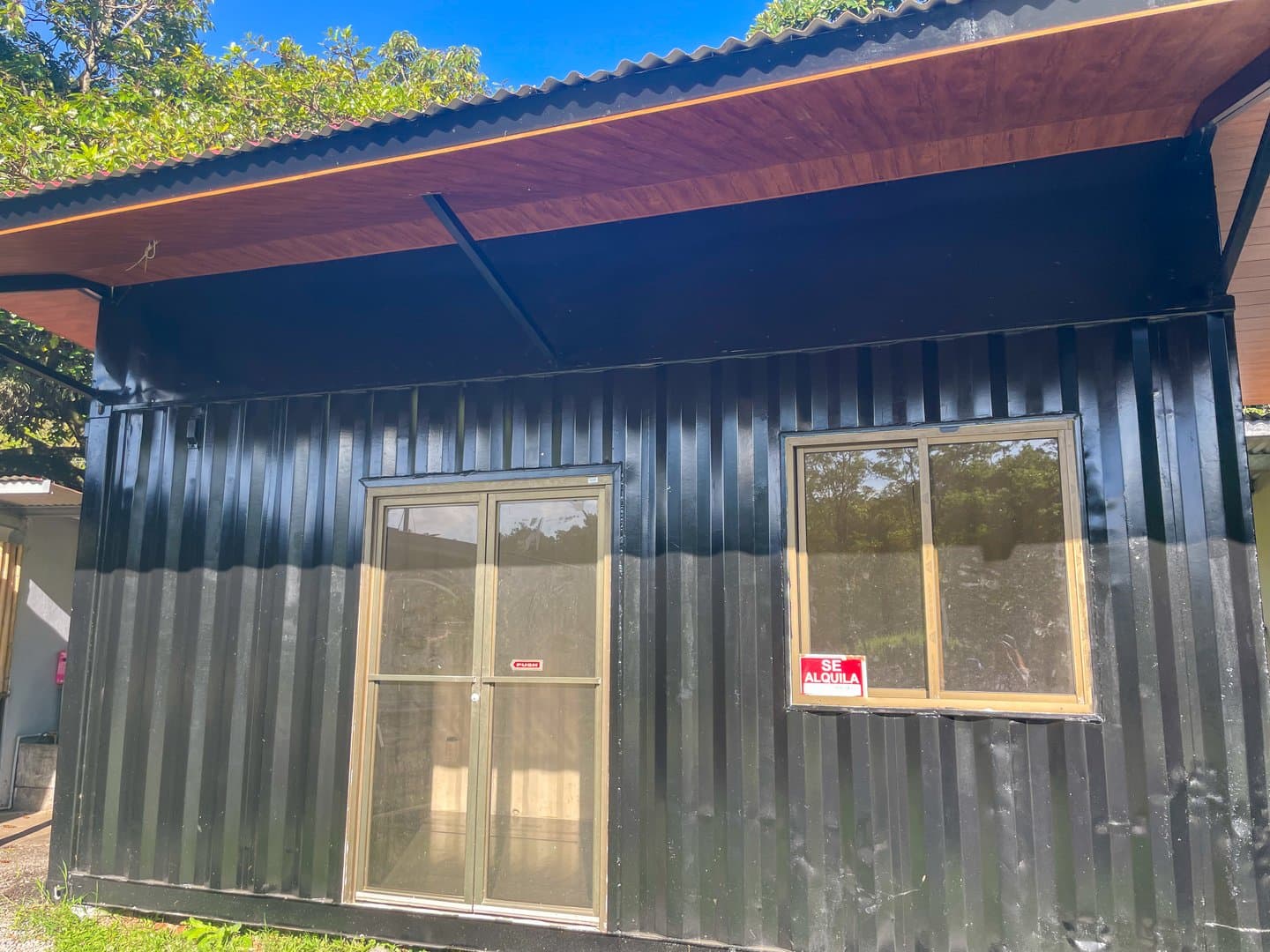 Container For Rent for Commercial Activity in Bajo Boquete L-0042 - Image 8