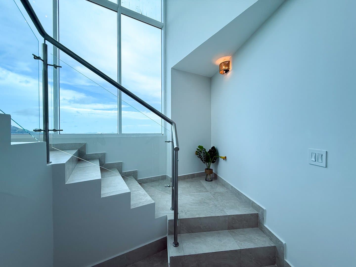 3-Bedroom Luxurious Beachfront Penthouse in Malibu Nueva Gorgona R-0031 - Image 17