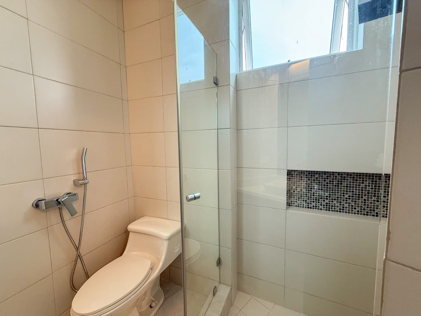 3-Bedroom Luxurious Beachfront Penthouse in Malibu Nueva Gorgona R-0031 - Image 37