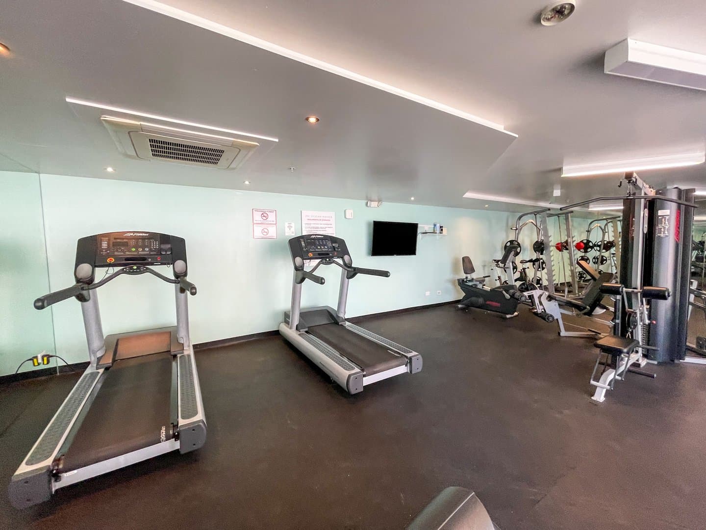 3-Bedroom Luxurious Beachfront Penthouse in Malibu Nueva Gorgona R-0031 - Image 45