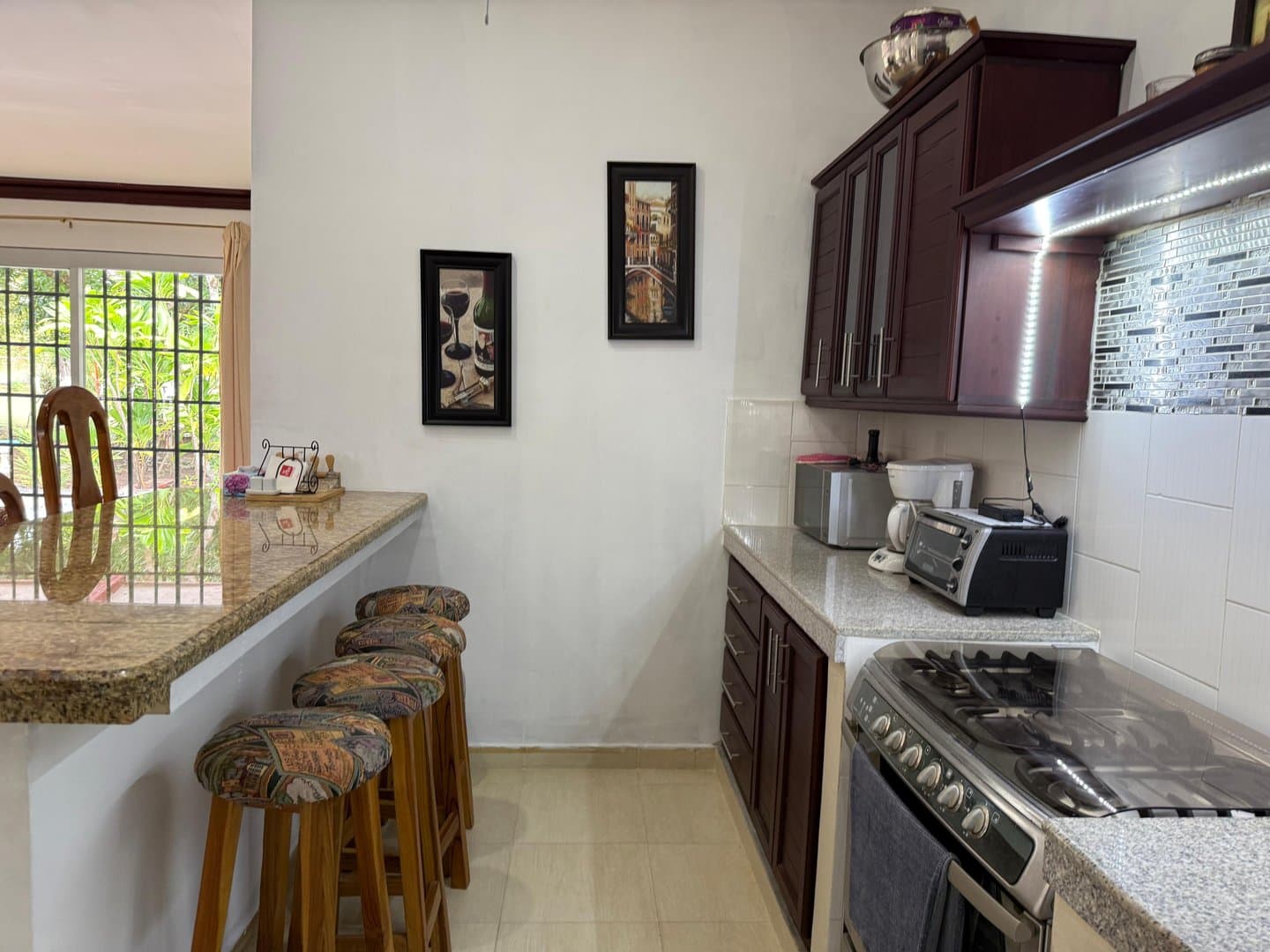 Investment Opportunity: Tranquil Living on a Sprawling 3.7-Acre Estate! R-0488 - Image 51
