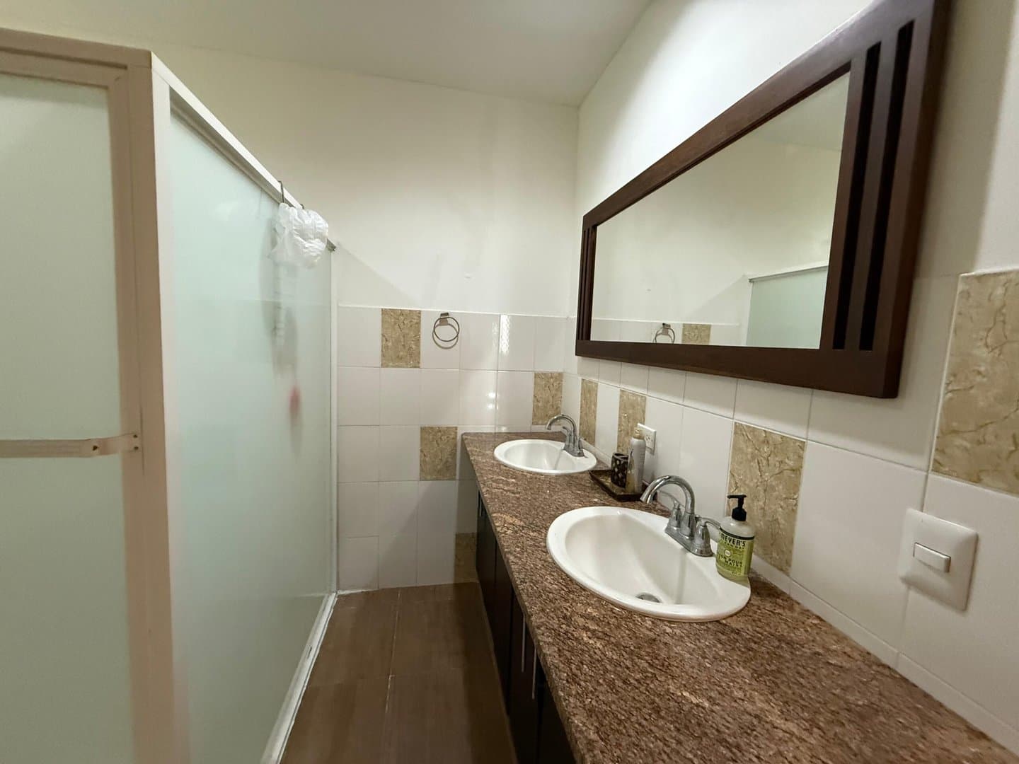 Investment Opportunity: Tranquil Living on a Sprawling 3.7-Acre Estate! R-0488 - Image 21