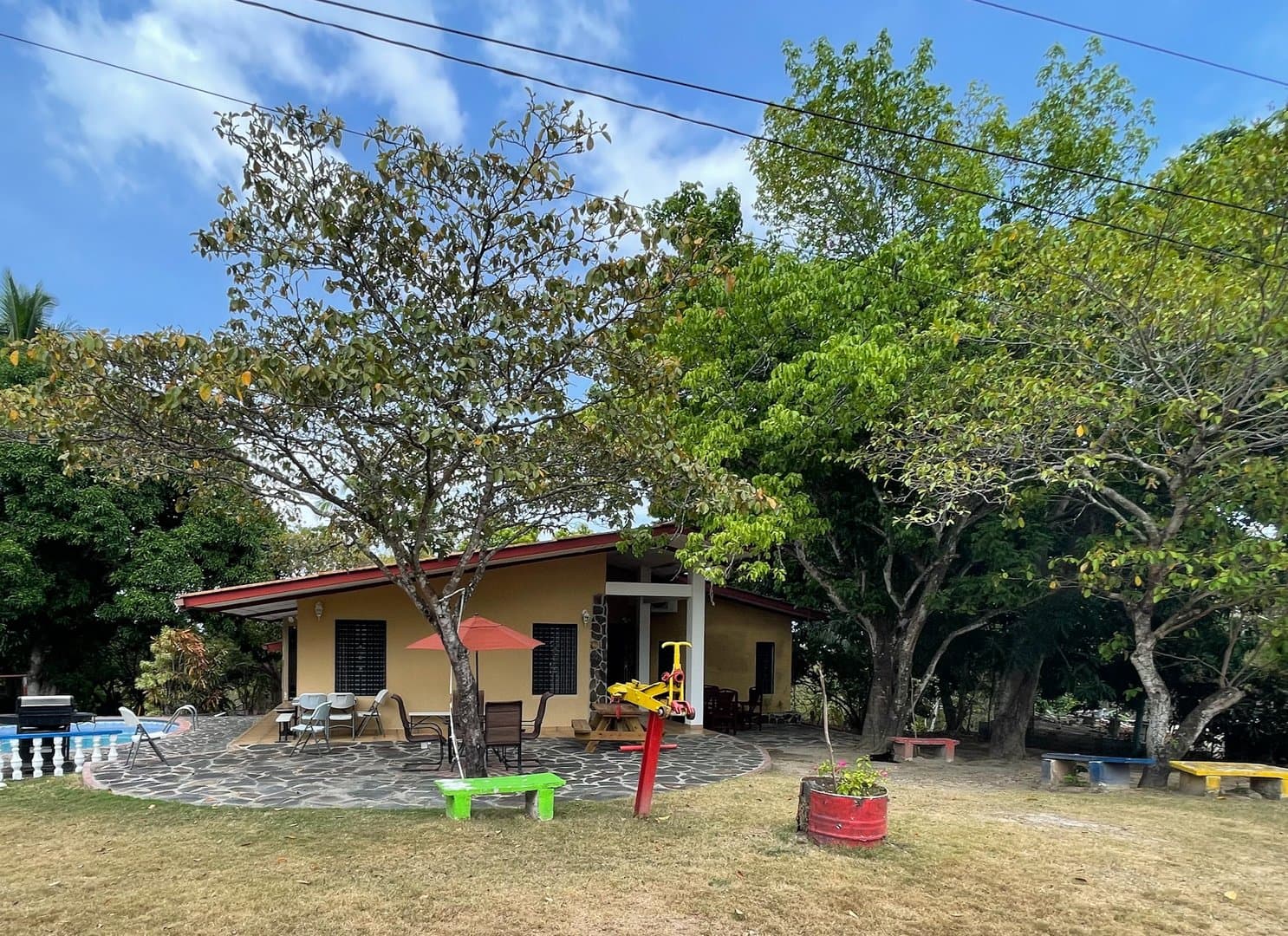 Investment Opportunity: Tranquil Living on a Sprawling 3.7-Acre Estate! R-0488 - Image 38