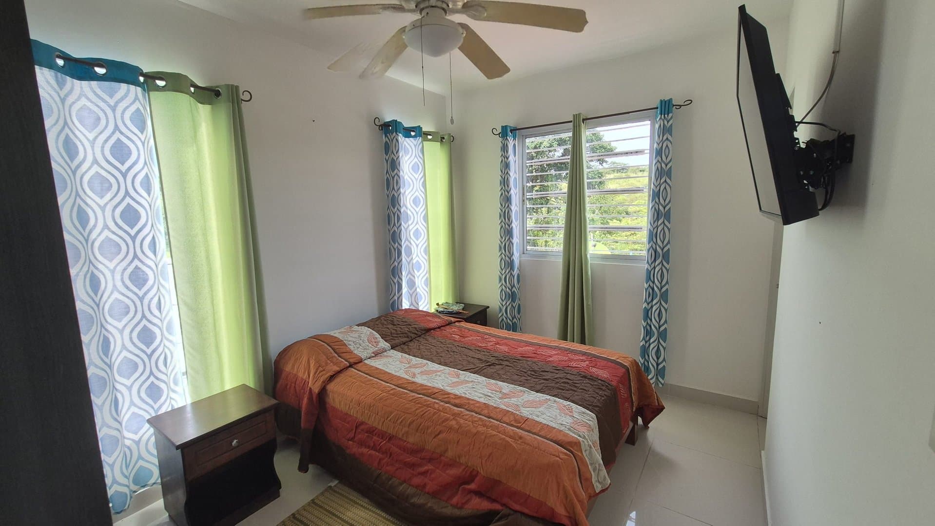 Lovely 3-Bedroom House in Gated Community The Village in San Carlos, Panama Oeste P-0575 - Image 15