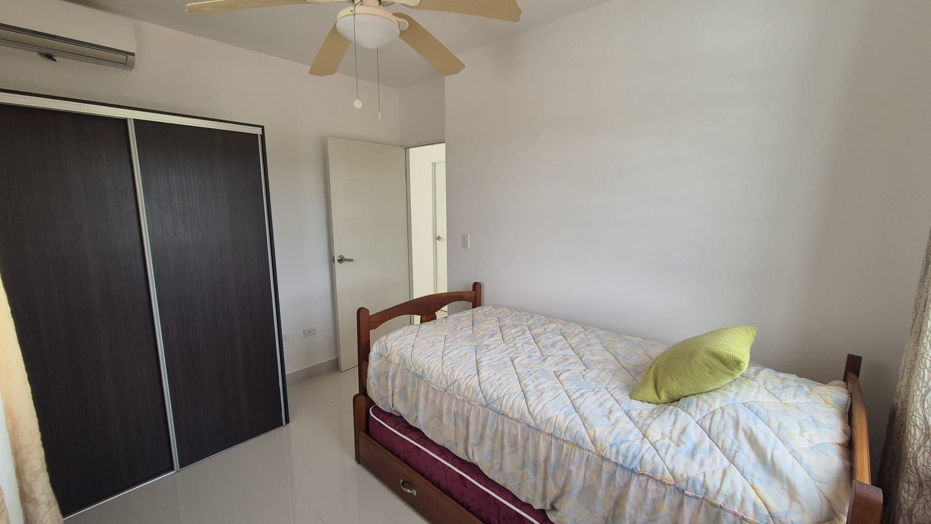 Lovely 3-Bedroom House in Gated Community The Village in San Carlos, Panama Oeste P-0575 - Image 22