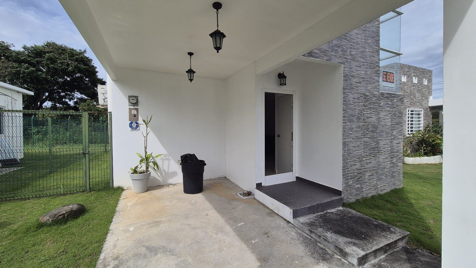 Lovely 3-Bedroom House in Gated Community The Village in San Carlos, Panama Oeste P-0575 - Image 4