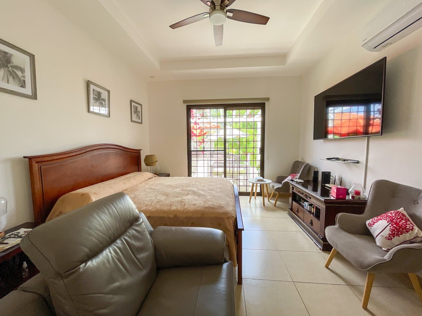 Luxurious 2-Bedroom Home with Casita on Expansive Lot, San Carlos R-0129 - Image 14