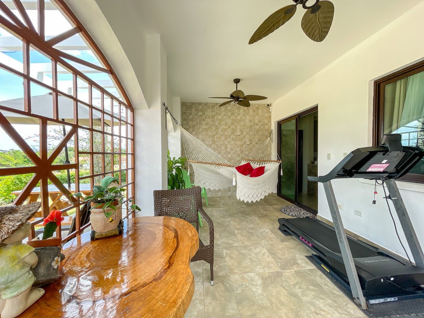 Luxurious 2-Bedroom Home with Casita on Expansive Lot, San Carlos R-0129 - Image 23