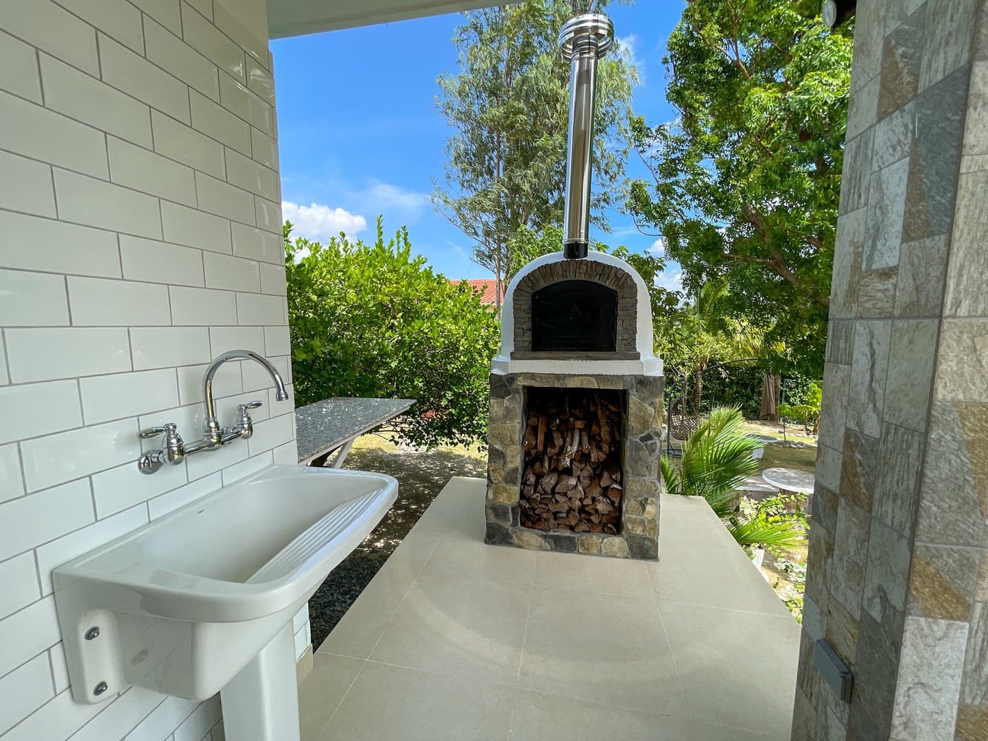 Luxurious 2-Bedroom Home with Casita on Expansive Lot, San Carlos R-0129 - Image 28
