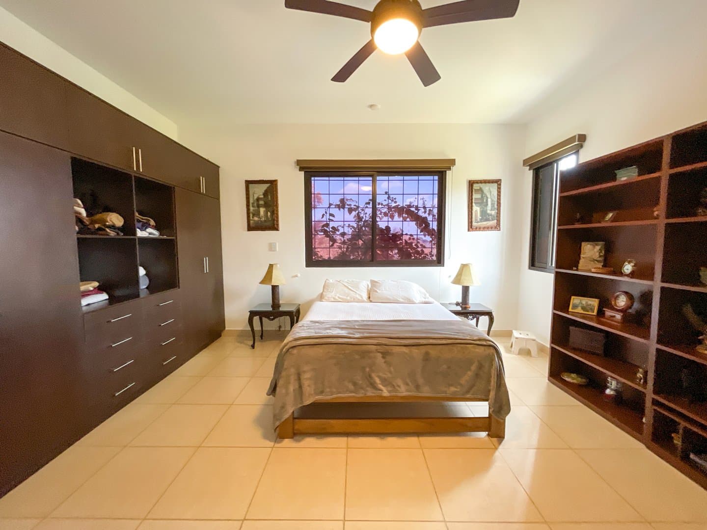 Luxurious 2-Bedroom Home with Casita on Expansive Lot, San Carlos R-0129 - Image 11
