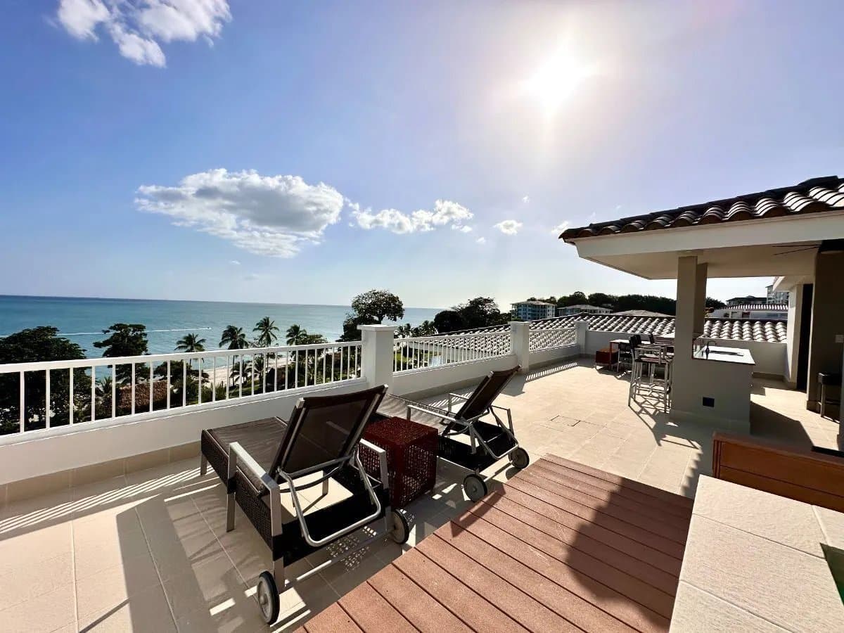 Luxurious Ocean View Penthouse with Golf Course and Beach Access, Bijao, Panama R-0424 - Image 1