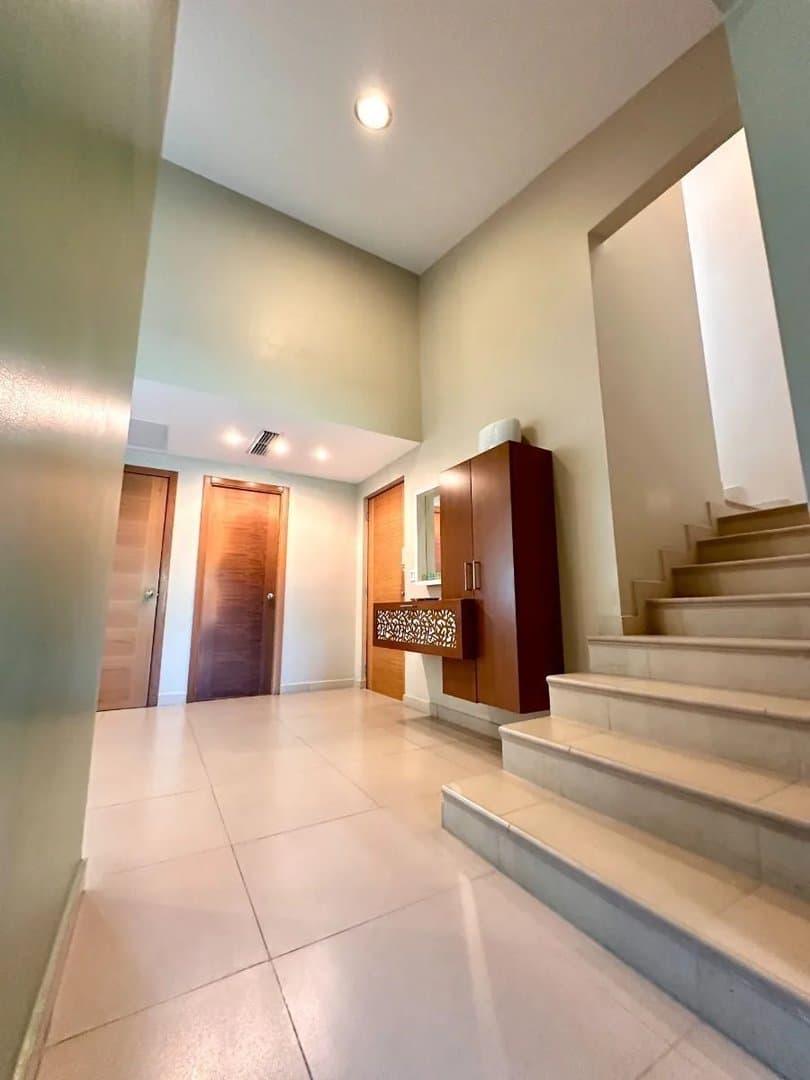 Luxurious Ocean View Penthouse with Golf Course and Beach Access, Bijao, Panama R-0424 - Image 9