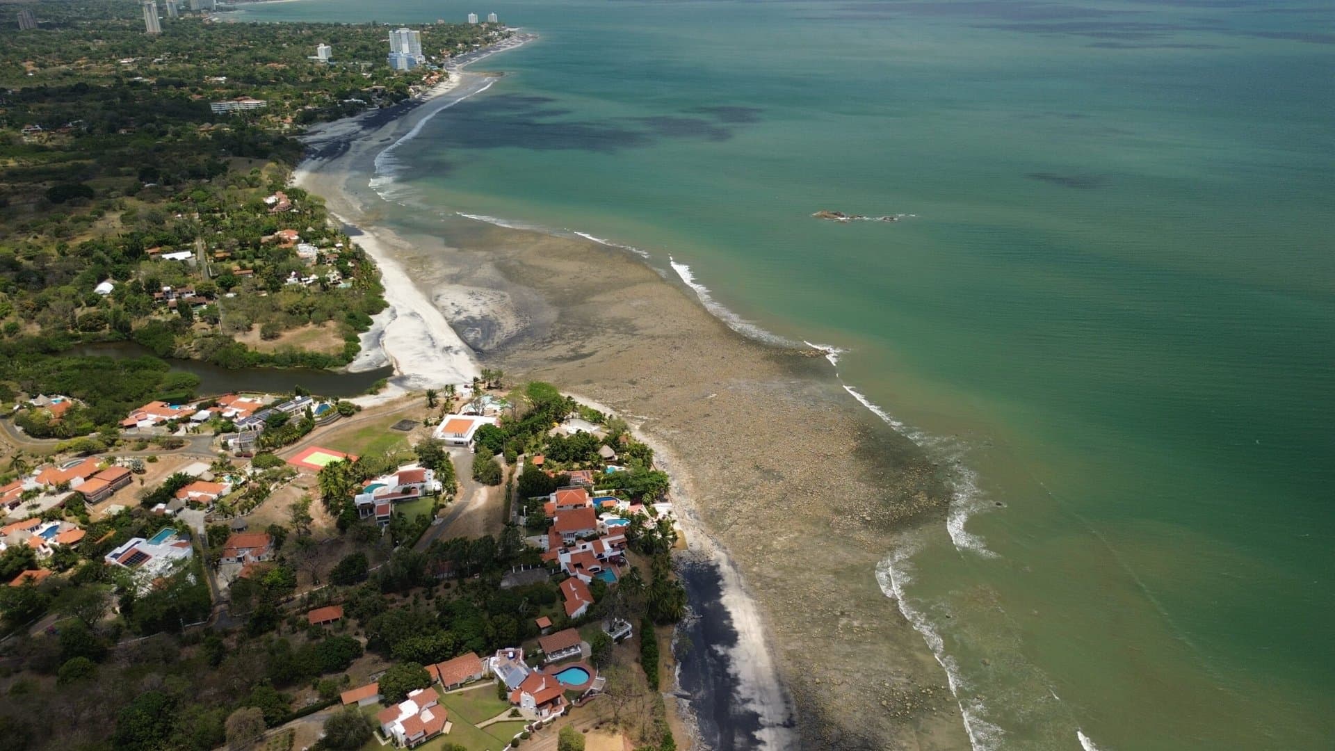 Luxury 3-Bedroom Home – A Unique Work of Art, Punta Barco, Near Coronado R-0410 - Image 63