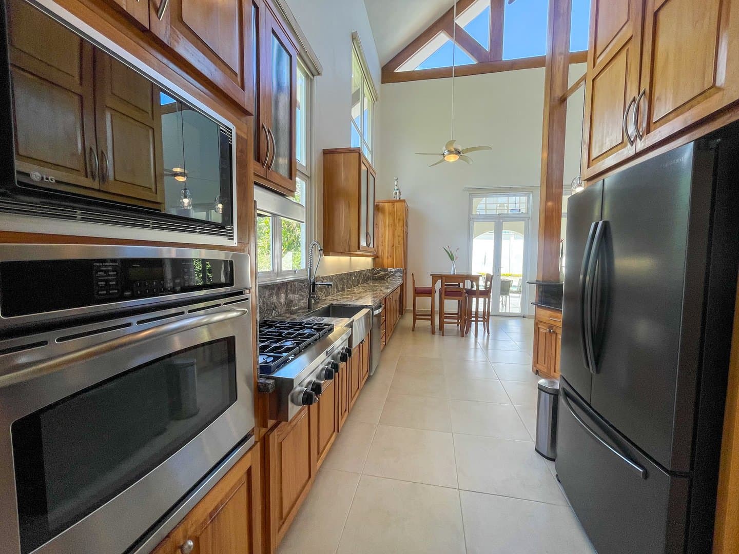 Luxury 3-Bedroom Home – A Unique Work of Art, Punta Barco, Near Coronado R-0410 - Image 18