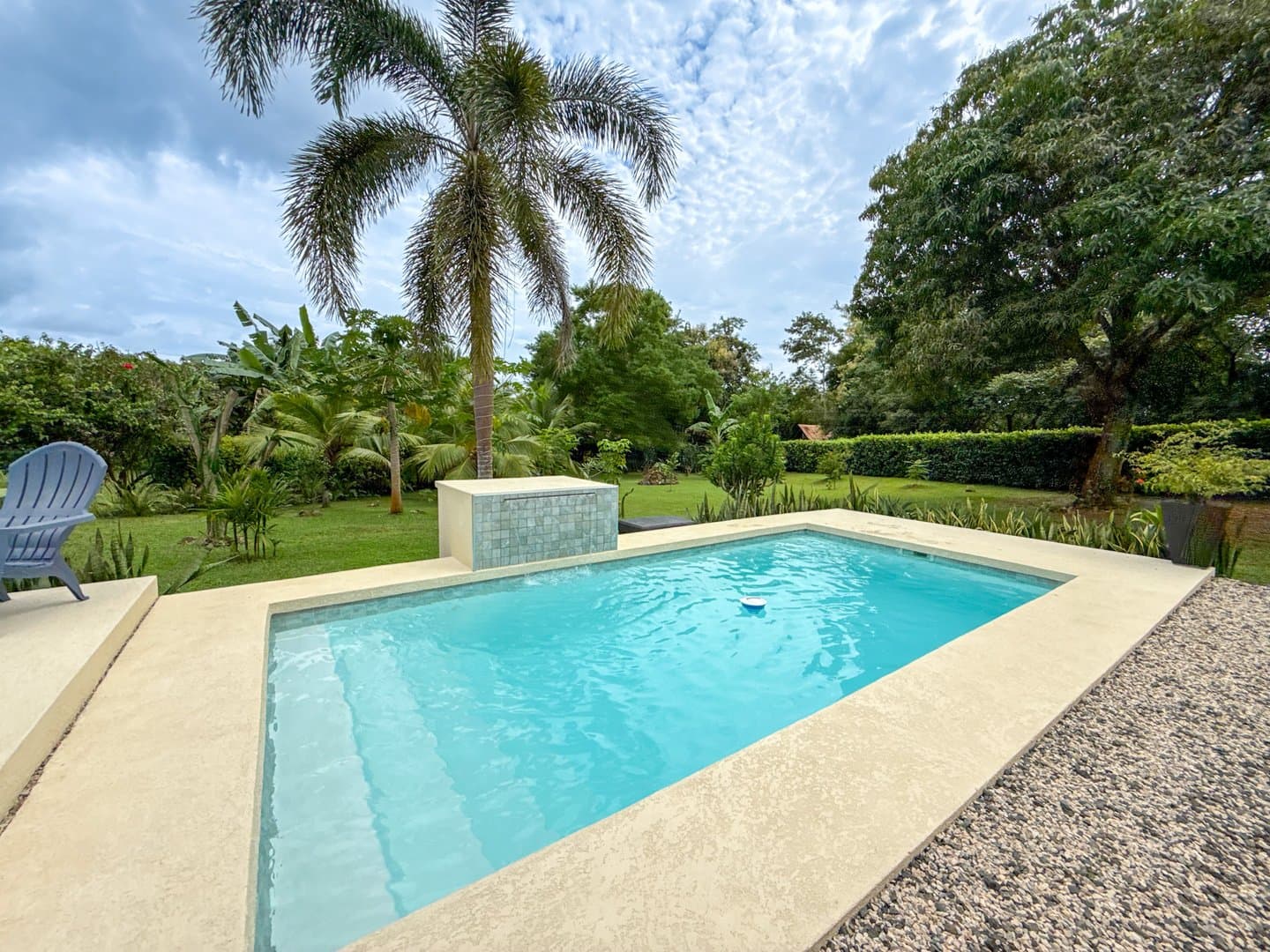 Modern Home with Stunning Mountain Views and Income-Generating Apartment, San Carlos, Panama. R-0318 - Image 43