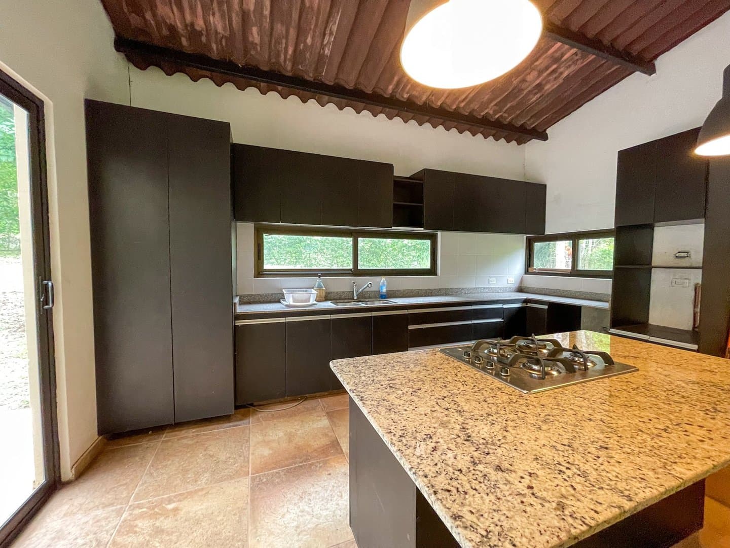 Modern Style House Blended with Nature, Capira R-0540 - Image 9