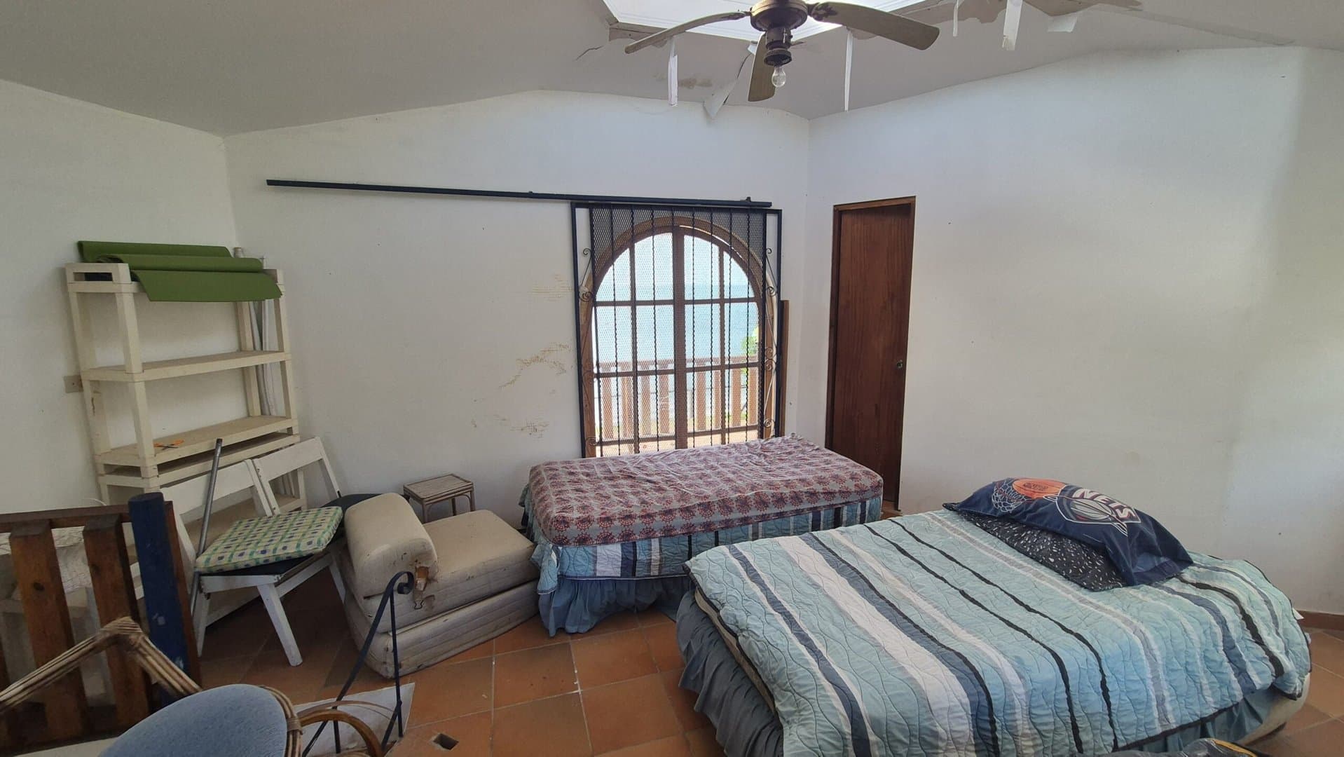Oceanfront Four-Bedroom Home in Coronado – Prime Renovation Opportunity P-0578 - Image 20