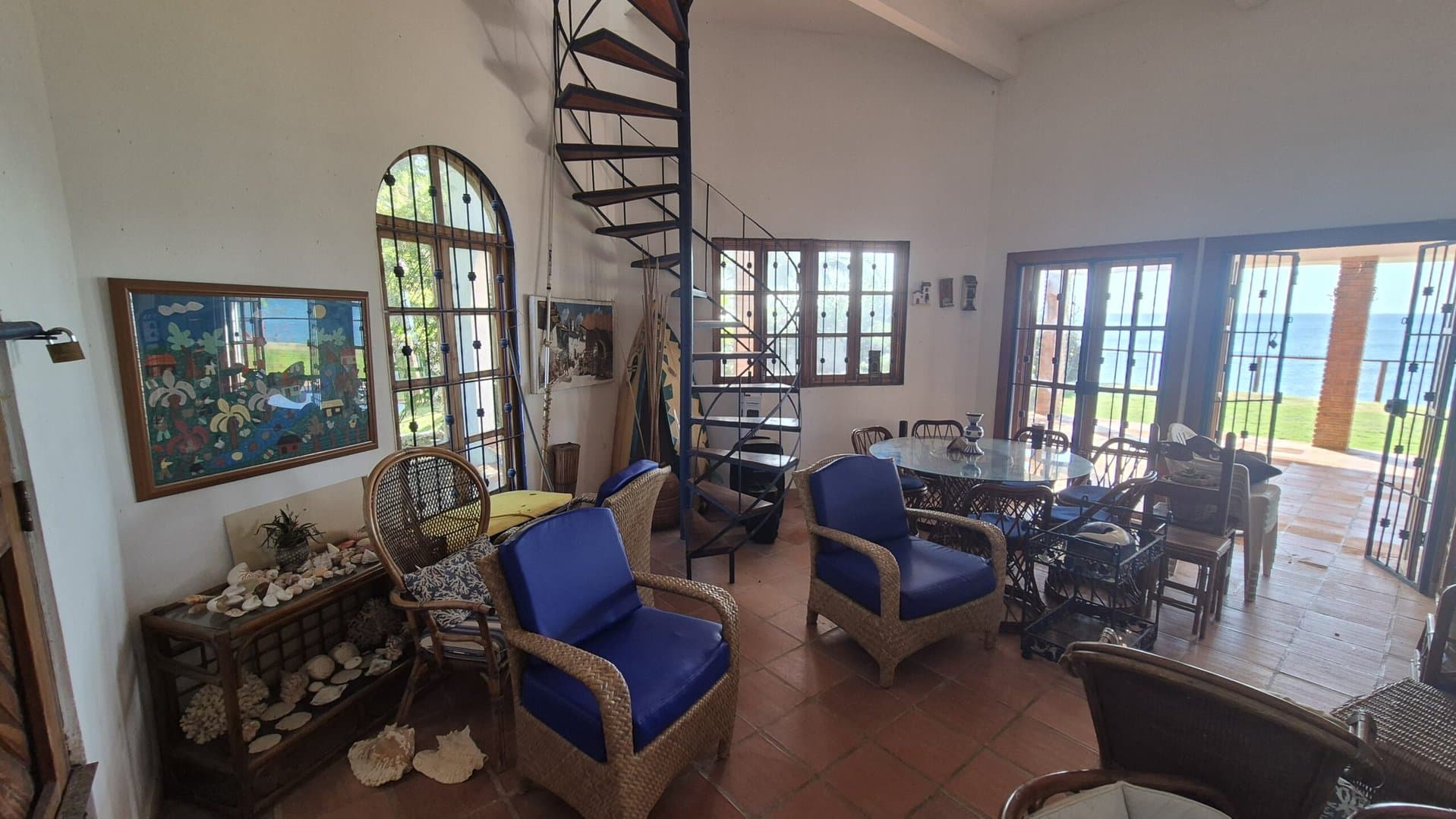 Oceanfront Four-Bedroom Home in Coronado – Prime Renovation Opportunity P-0578 - Image 7