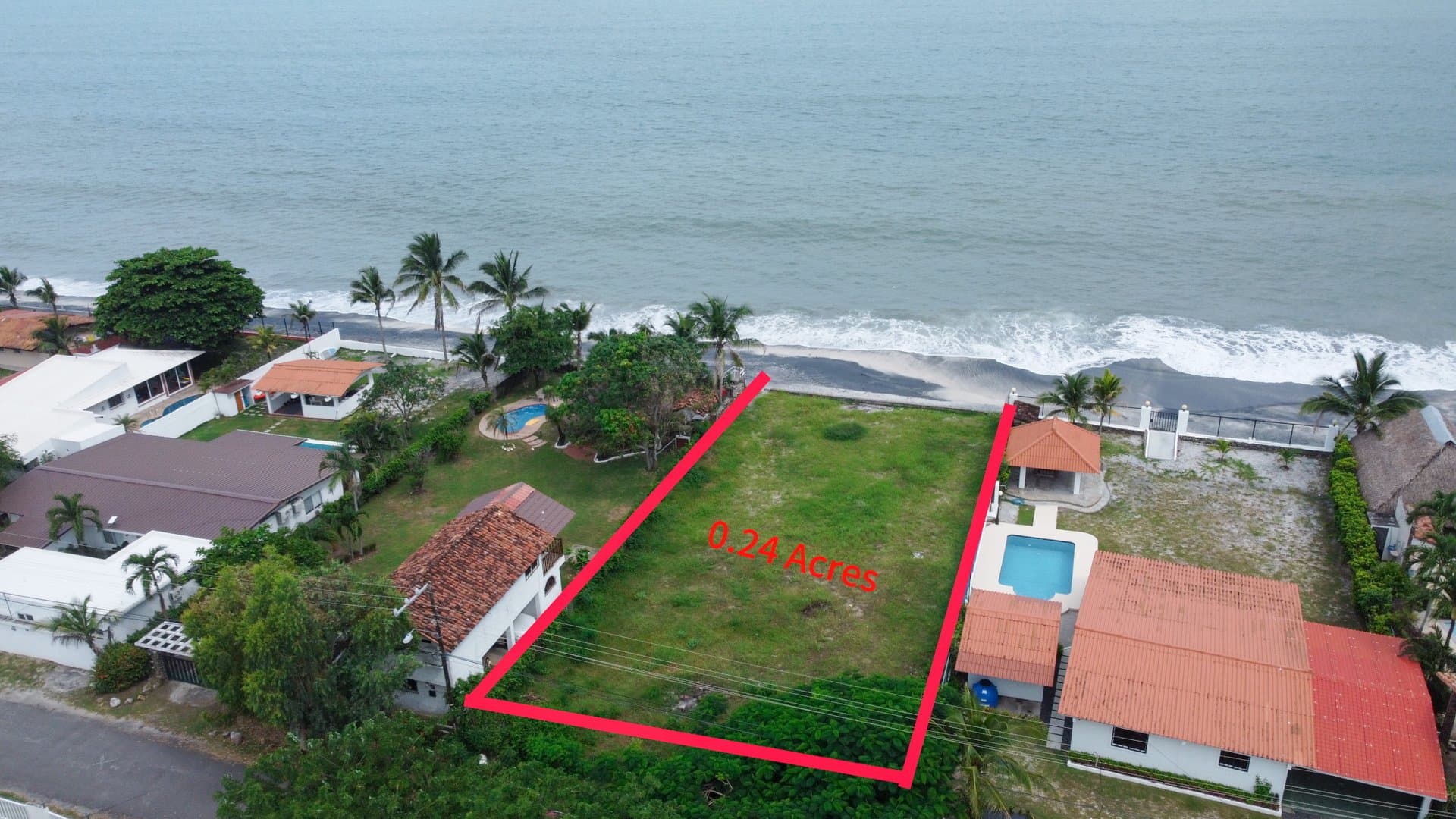 Prime Oceanfront Lot in Malibu Area, Gorgona – Perfect for Your Dream Home P-0408 - Image 1