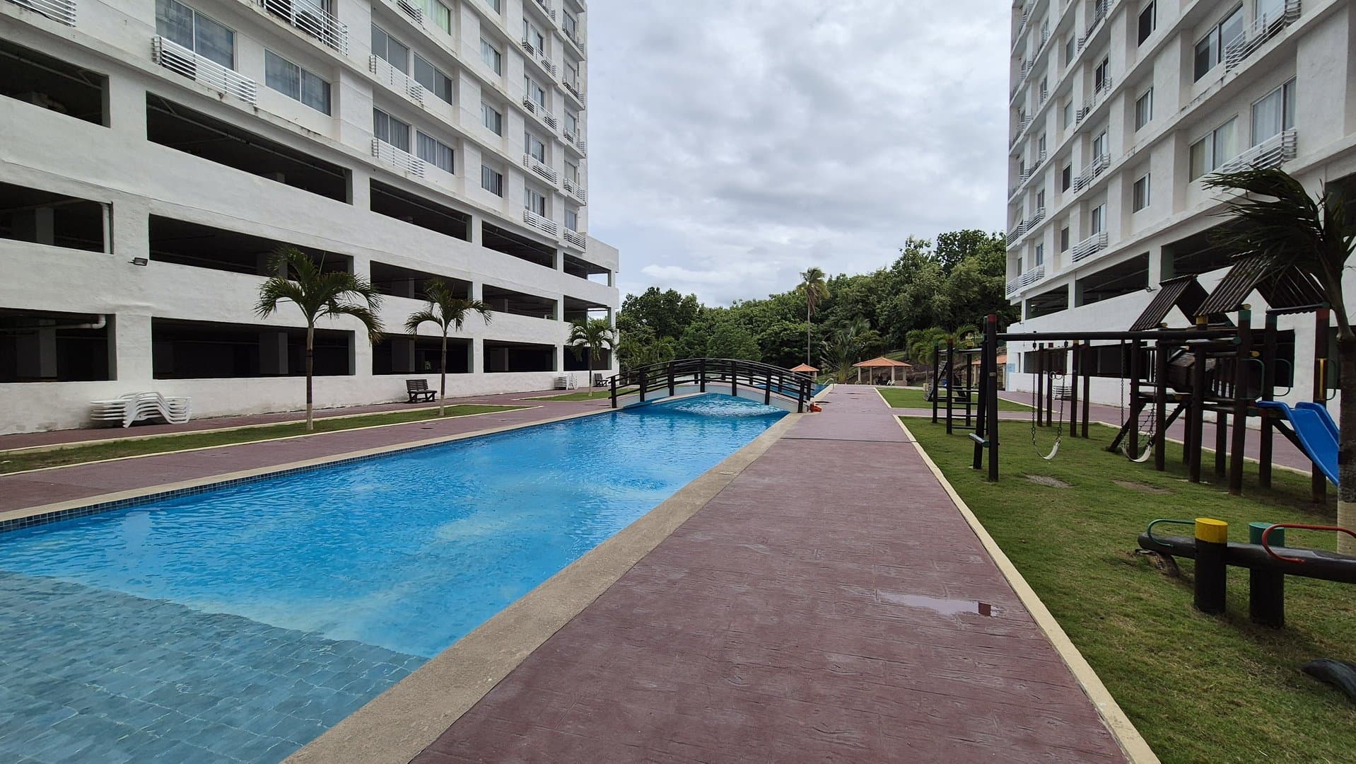 "Seaside Investment Opportunity: Apartment in Beachside Building Perfect for Short-Term Rentals" in Playa Corona P-0537 - Image 33