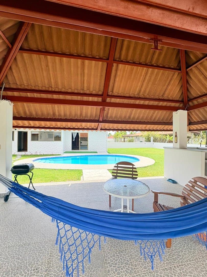 Short-Term Rental House in Gorgona with Private Pool - Image 19
