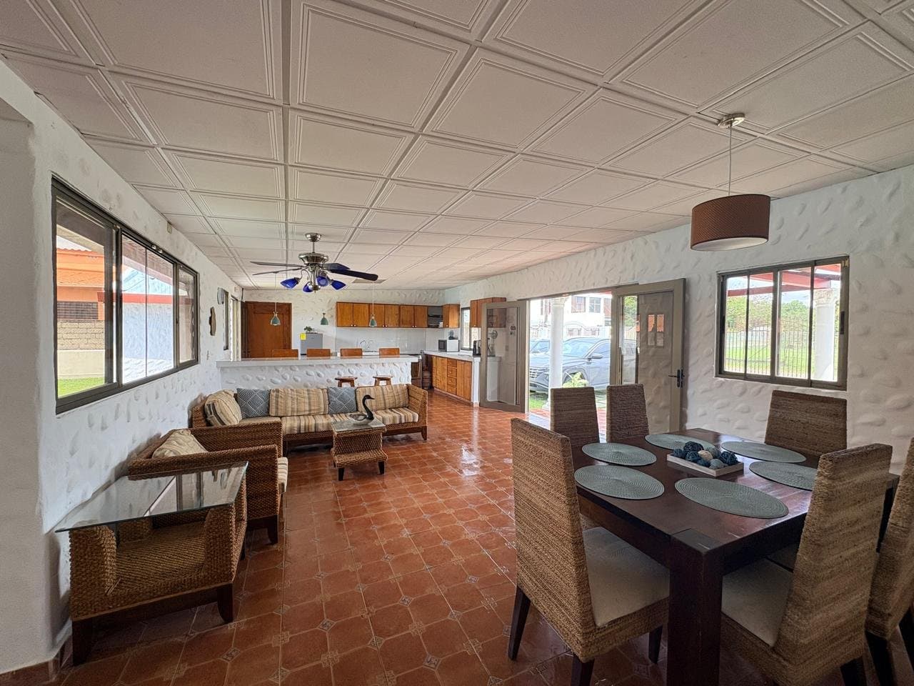 Short-Term Rental House in Gorgona with Private Pool - Image 2