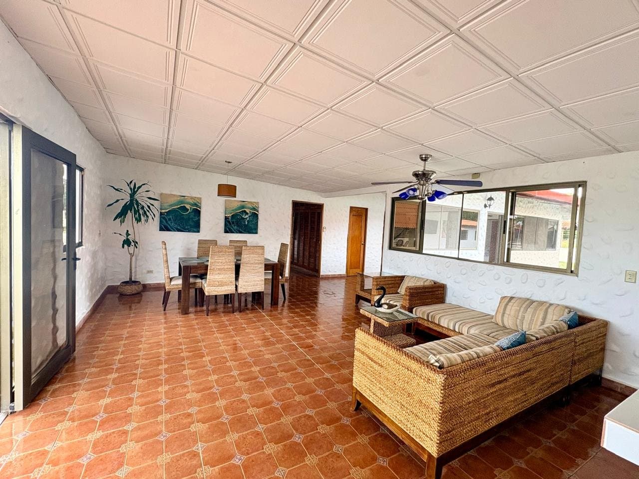Short-Term Rental House in Gorgona with Private Pool - Image 3