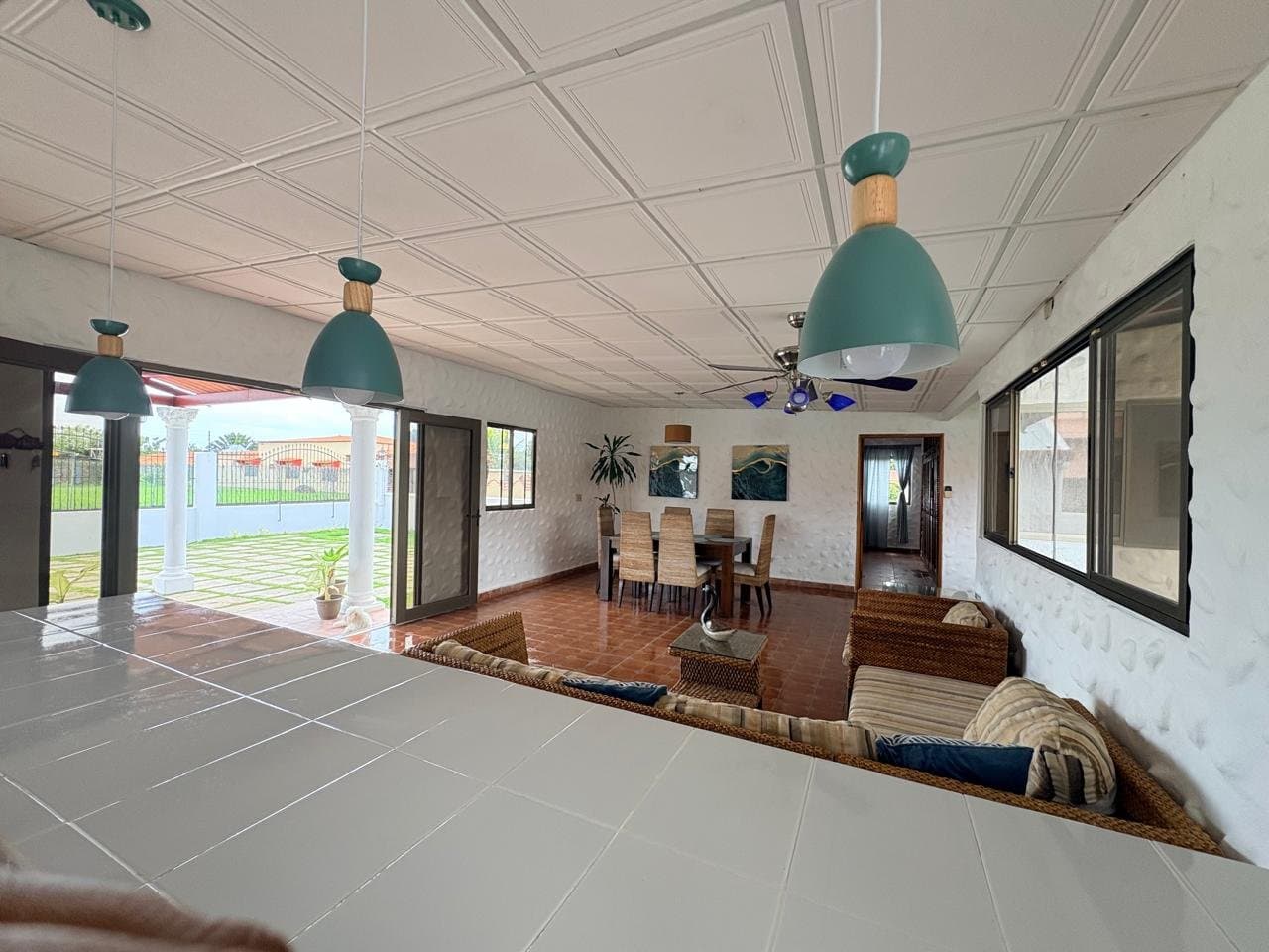 Short-Term Rental House in Gorgona with Private Pool - Image 5
