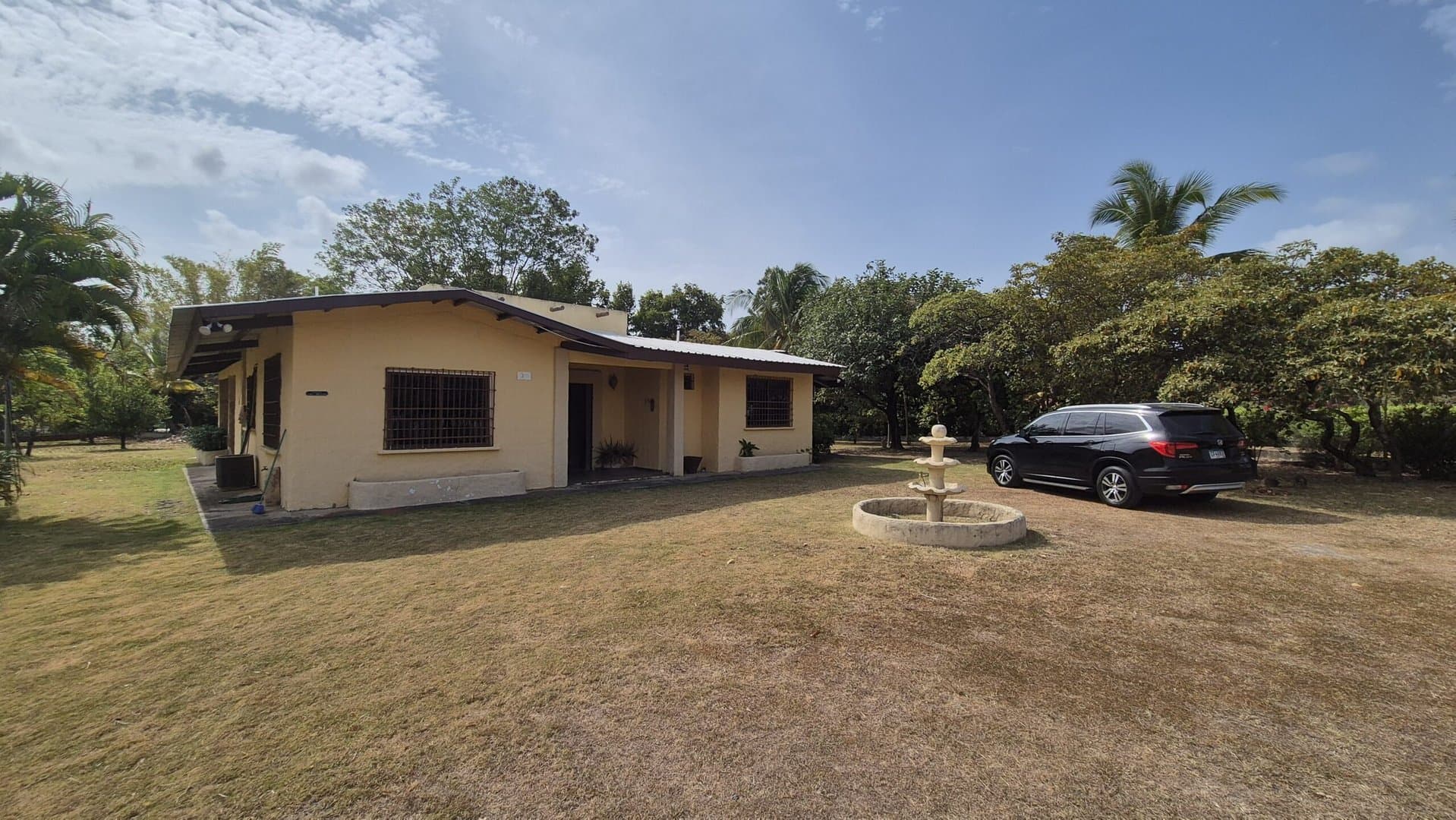 Spacious 3-Bedroom Home with Large Lot Near Coronado – El Harino P-0582 - Image 1