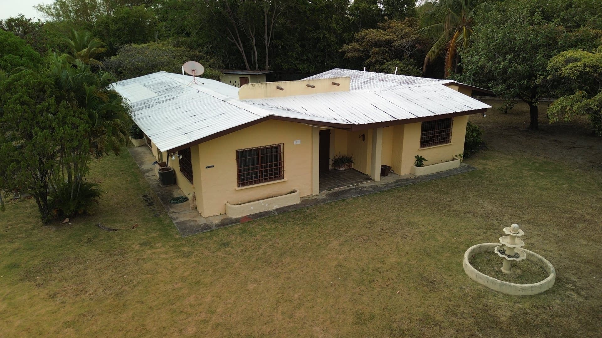 Spacious 3-Bedroom Home with Large Lot Near Coronado – El Harino P-0582 - Image 95