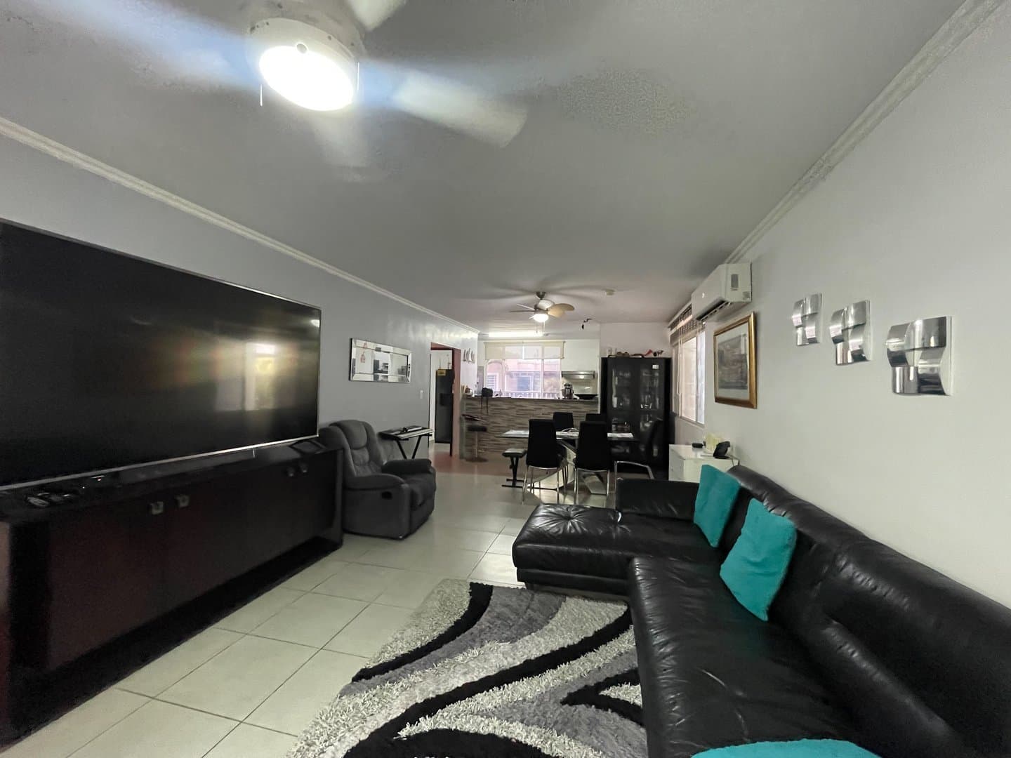 Spacious 4-Bedroom Home with Upgrades and Airbnb Potentialin Coronado,Panama Oeste R-0310 - Image 3
