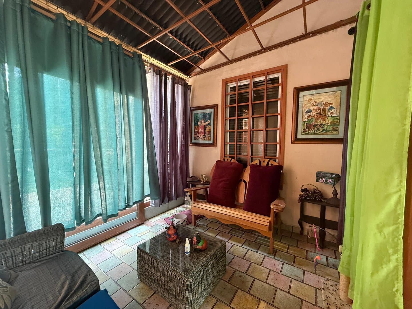 Spacious Open-Concept Home with Lush Vegetation in San Carlos, Panama R-0610 - Image 56
