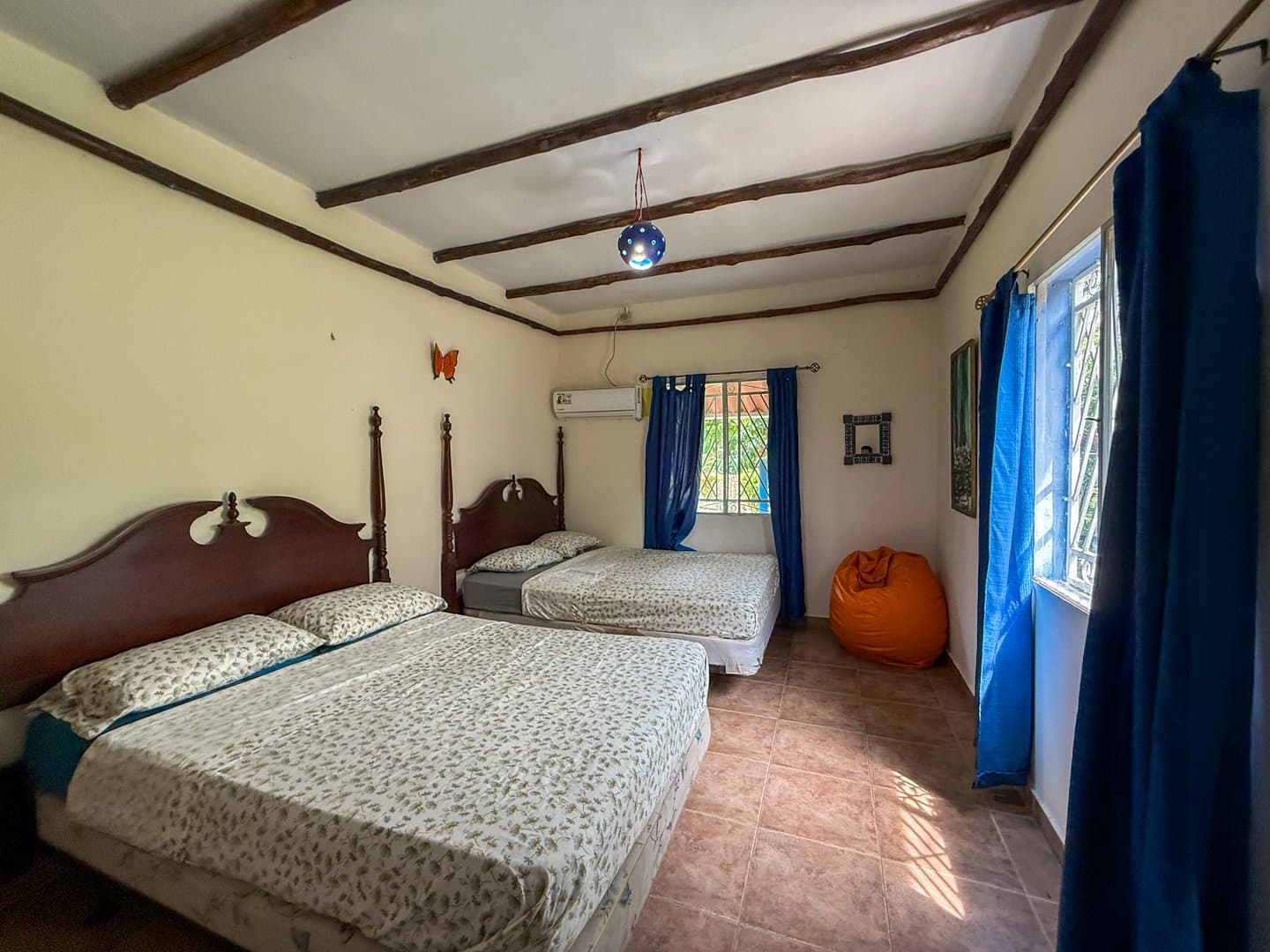 Spacious Single-Story 6-Bedroom Home with Pool, Near the Beach – Costa Esmeralda R-0497 - Image 27