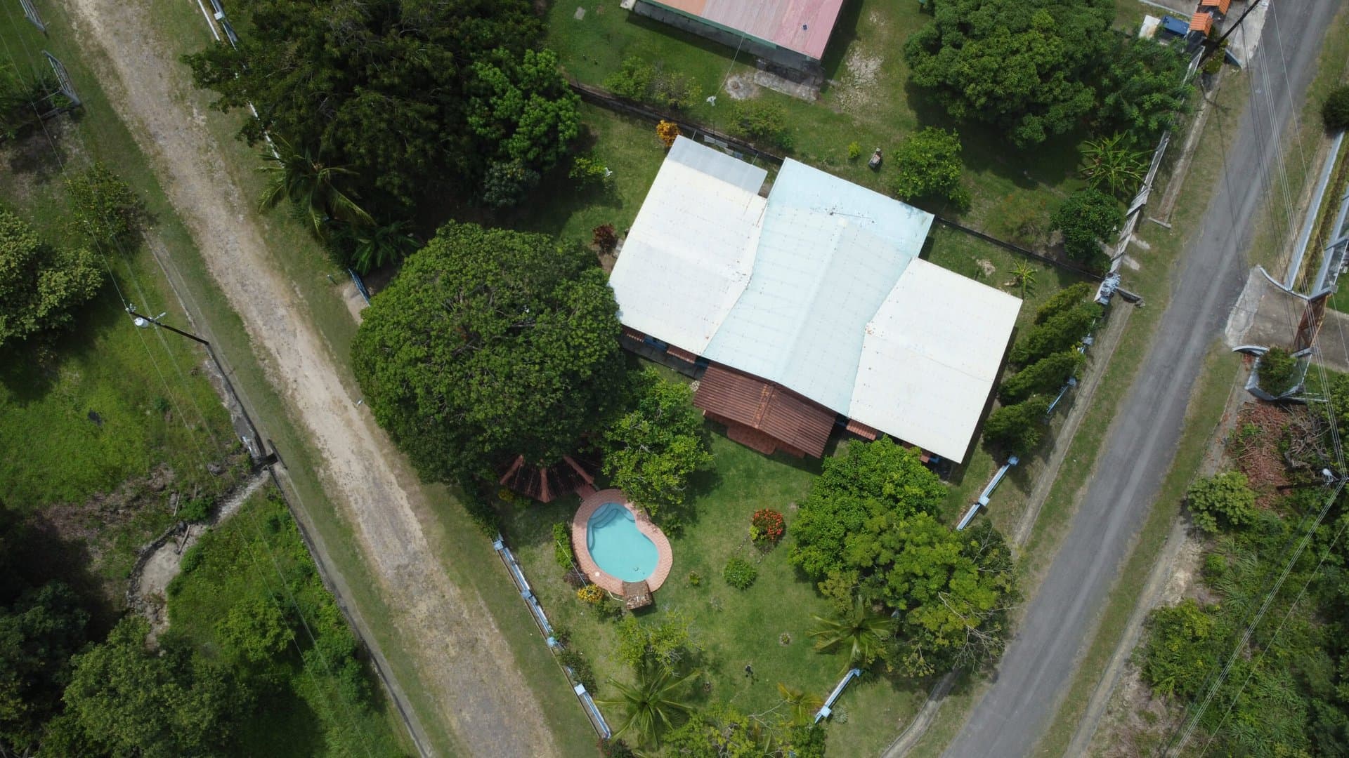 Spacious Single-Story 6-Bedroom Home with Pool, Near the Beach – Costa Esmeralda R-0497 - Image 49