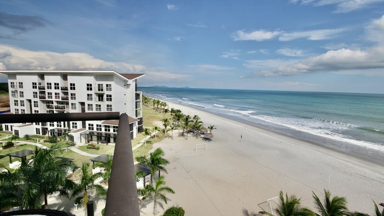 Spectacular PENTHOUSE in Playa Caracol R-0367 - Image 14