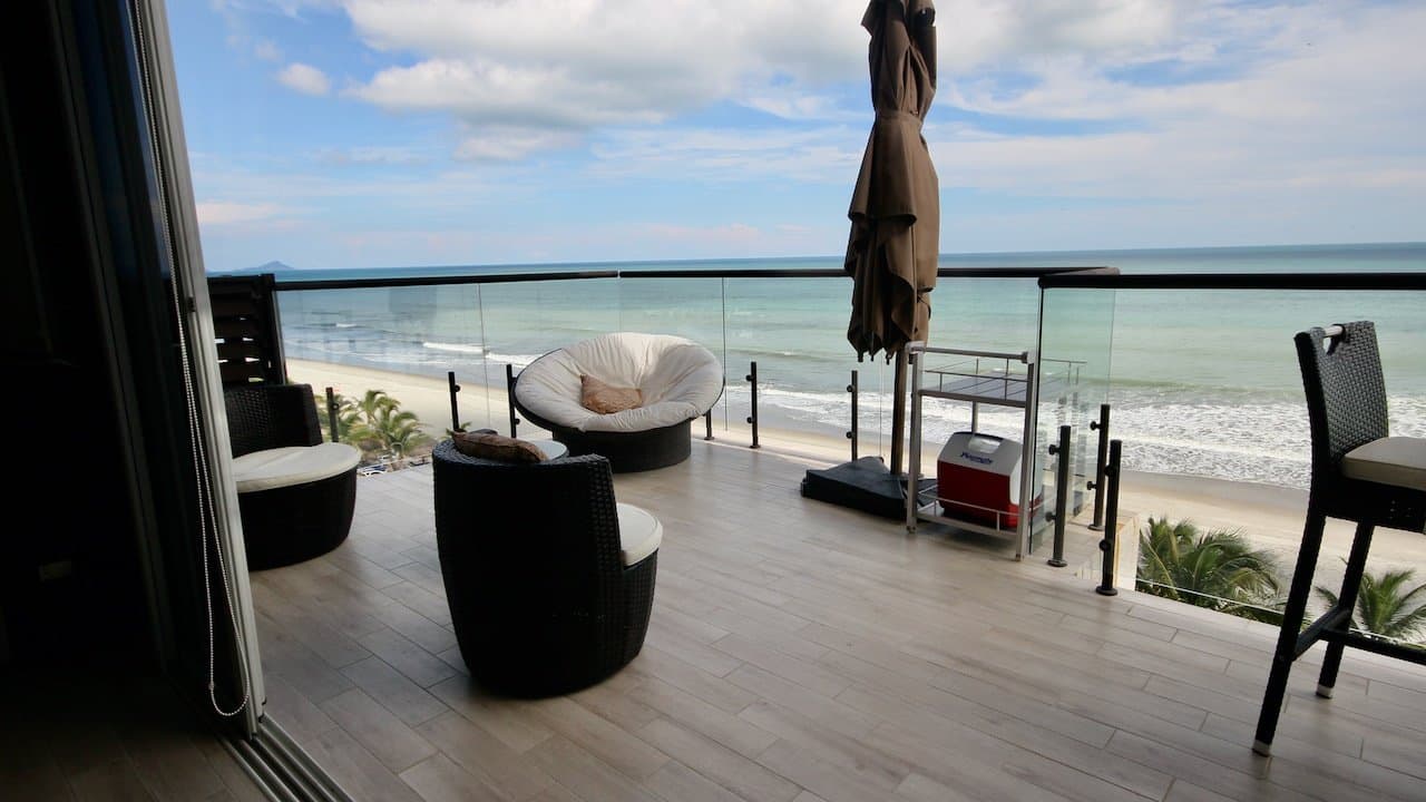 Spectacular PENTHOUSE in Playa Caracol R-0367 - Image 10