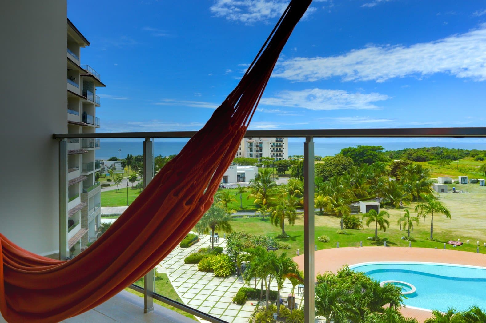 Stunning 2-Bedroom Apartment with Resort Amenities, San Carlos R-0103 - Image 2