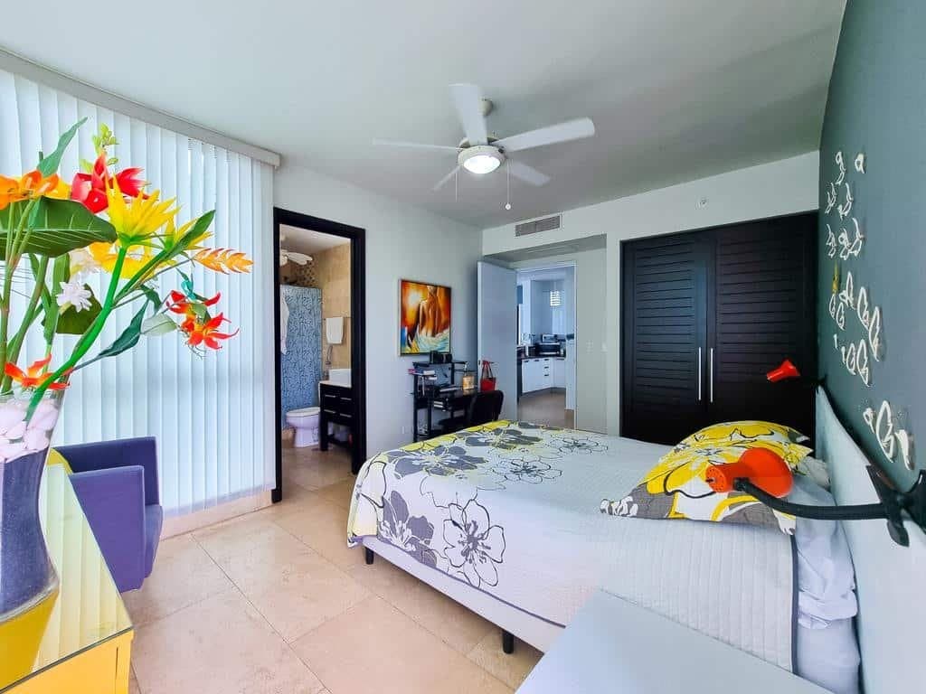 Stunning apartment with breathtaking ocean views R-0163 - Image 15