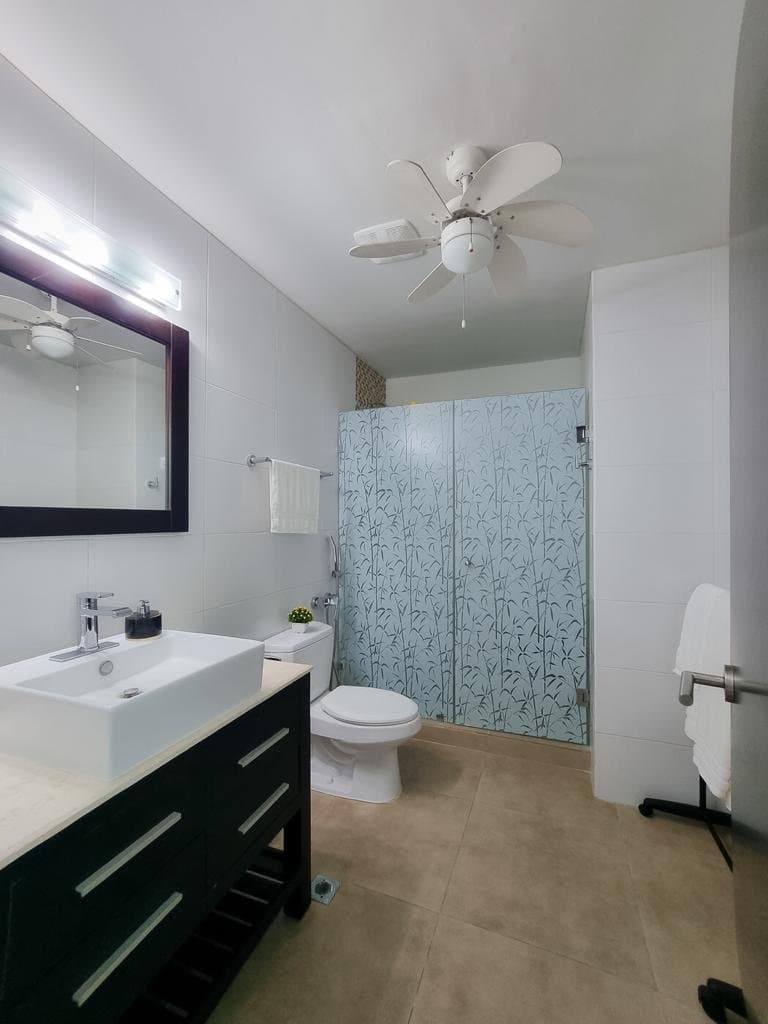 Stunning apartment with breathtaking ocean views R-0163 - Image 16