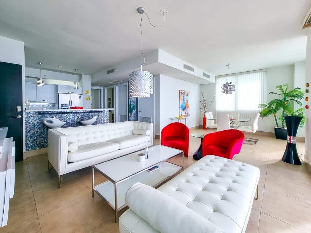 Stunning apartment with breathtaking ocean views R-0163 - Image 3