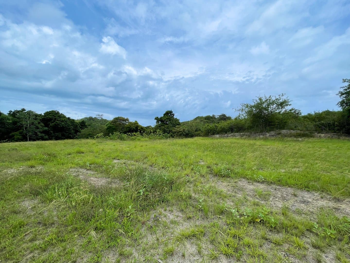 Stunning building Lot Surrounded by nature R-0092 - Image 3