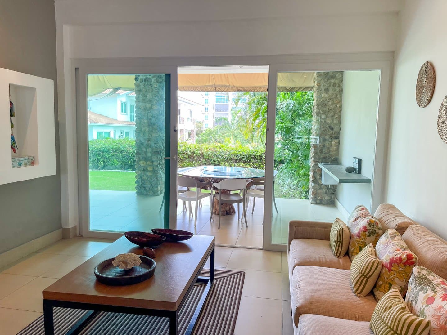 Stunning Ground Floor Apartment in Punta Barco, Panama R-0115 - Image 15