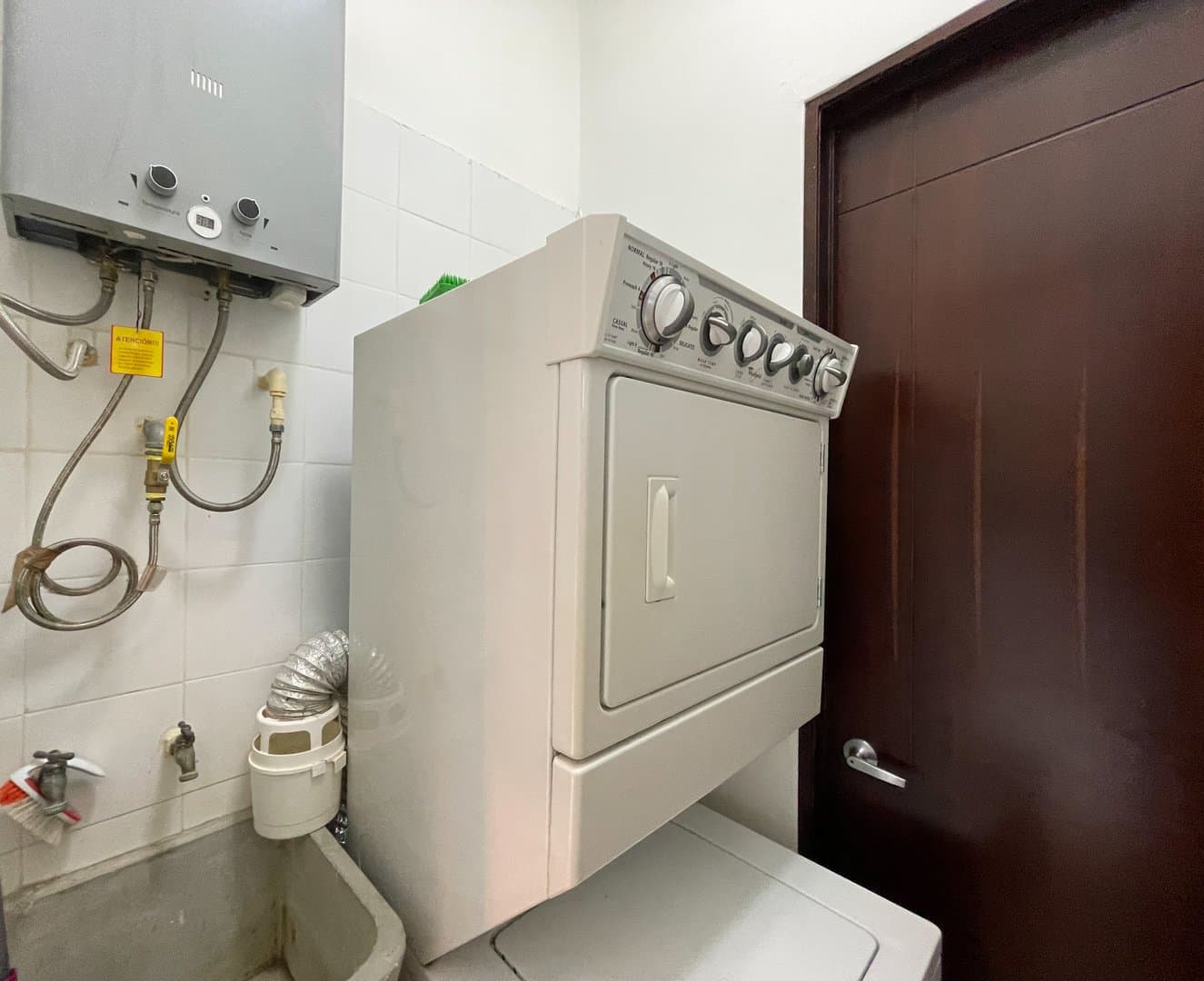 Stunning Ground Floor Apartment in Punta Barco, Panama R-0115 - Image 19