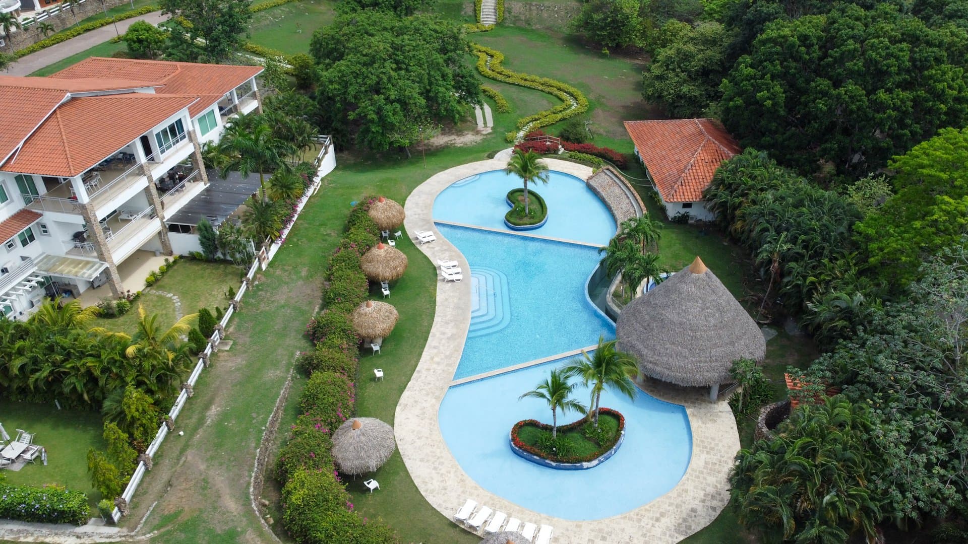 Stunning Ground Floor Apartment in Punta Barco, Panama R-0115 - Image 21