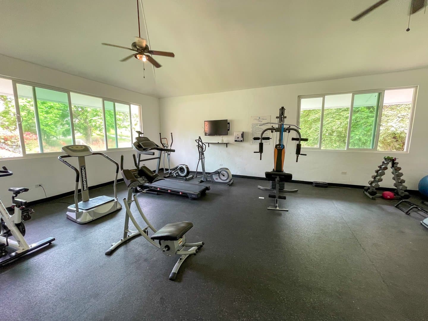 Stunning Ground Floor Apartment in Punta Barco, Panama R-0115 - Image 22