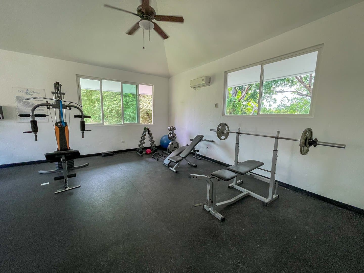 Stunning Ground Floor Apartment in Punta Barco, Panama R-0115 - Image 23