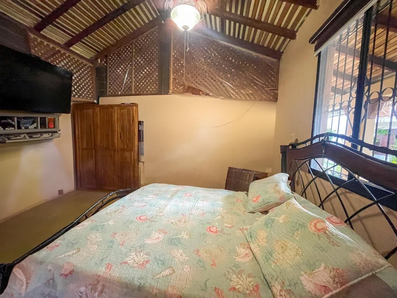 Traditional Colonial-Style Home in San Carlos – Walk to Amenities & Beach R-0428 - Image 10