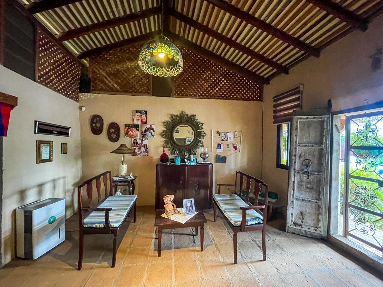 Traditional Colonial-Style Home in San Carlos – Walk to Amenities & Beach R-0428 - Image 3