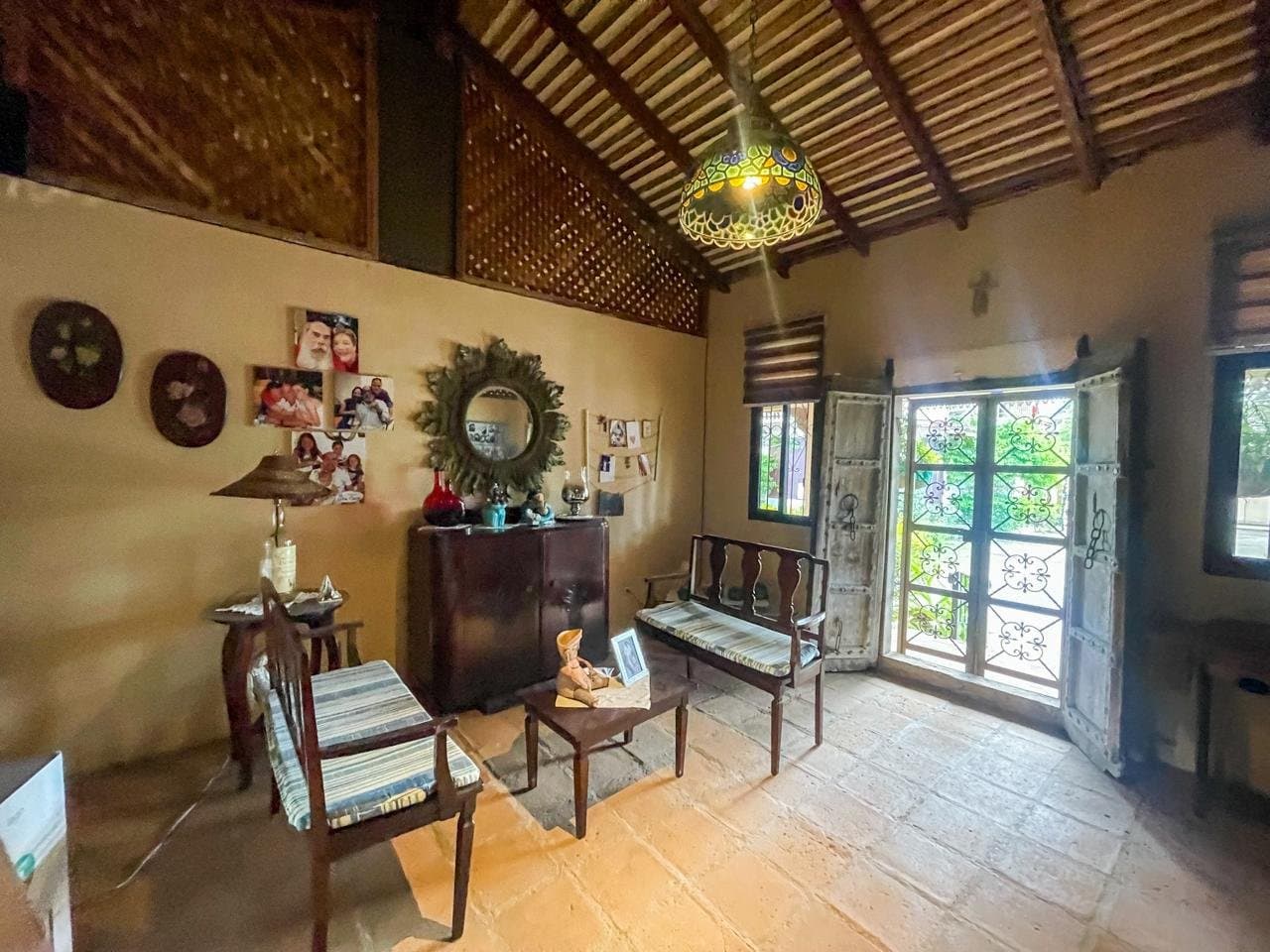 Traditional Colonial-Style Home in San Carlos – Walk to Amenities & Beach R-0428 - Image 4