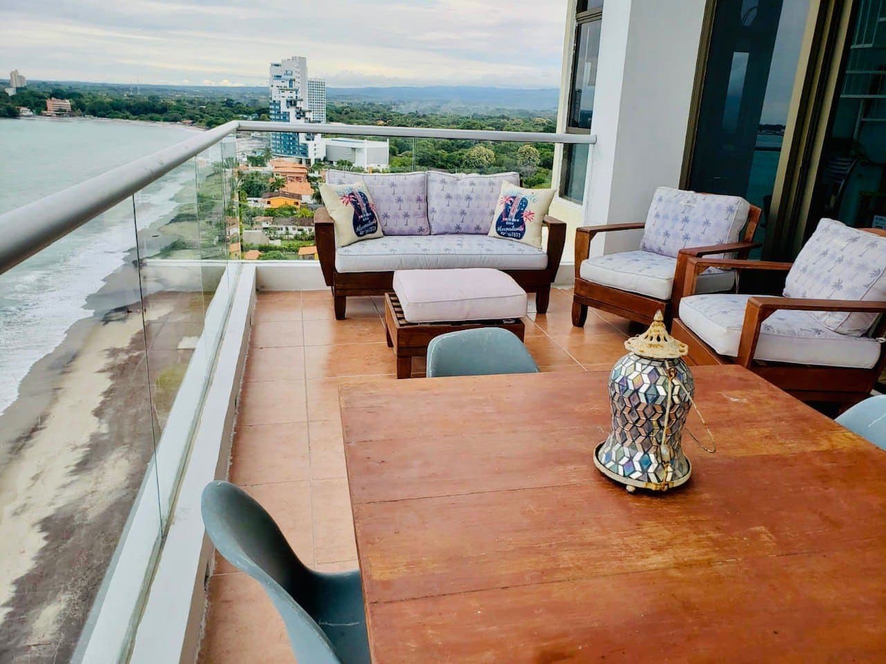 Two Level Penthouse in Gorgona R-0450